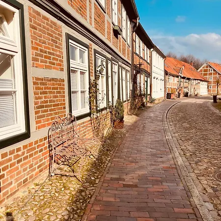 Alte Waescherei- Idyllische Nostalgie Am Elberadweg Boizenburg Exterior photo